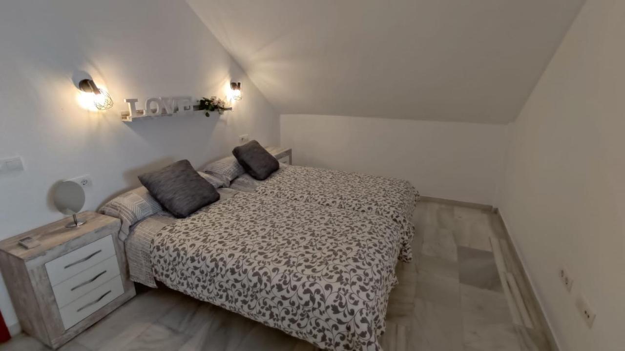 Apartamentos La Casa De Bebita 푸엔히롤라 외부 사진