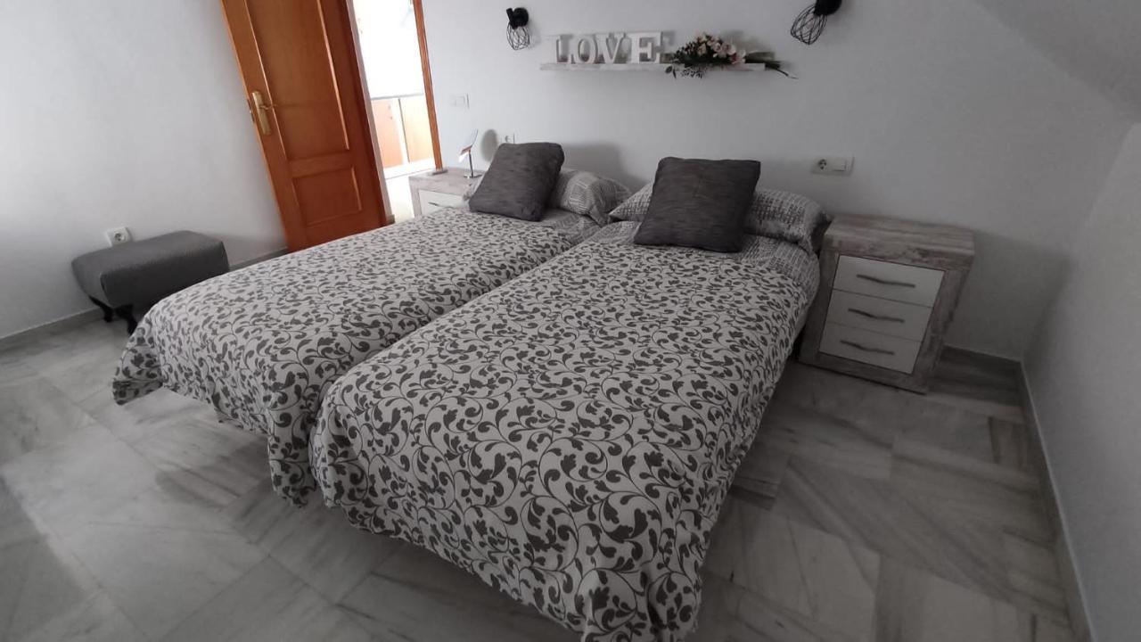 Apartamentos La Casa De Bebita 푸엔히롤라 외부 사진