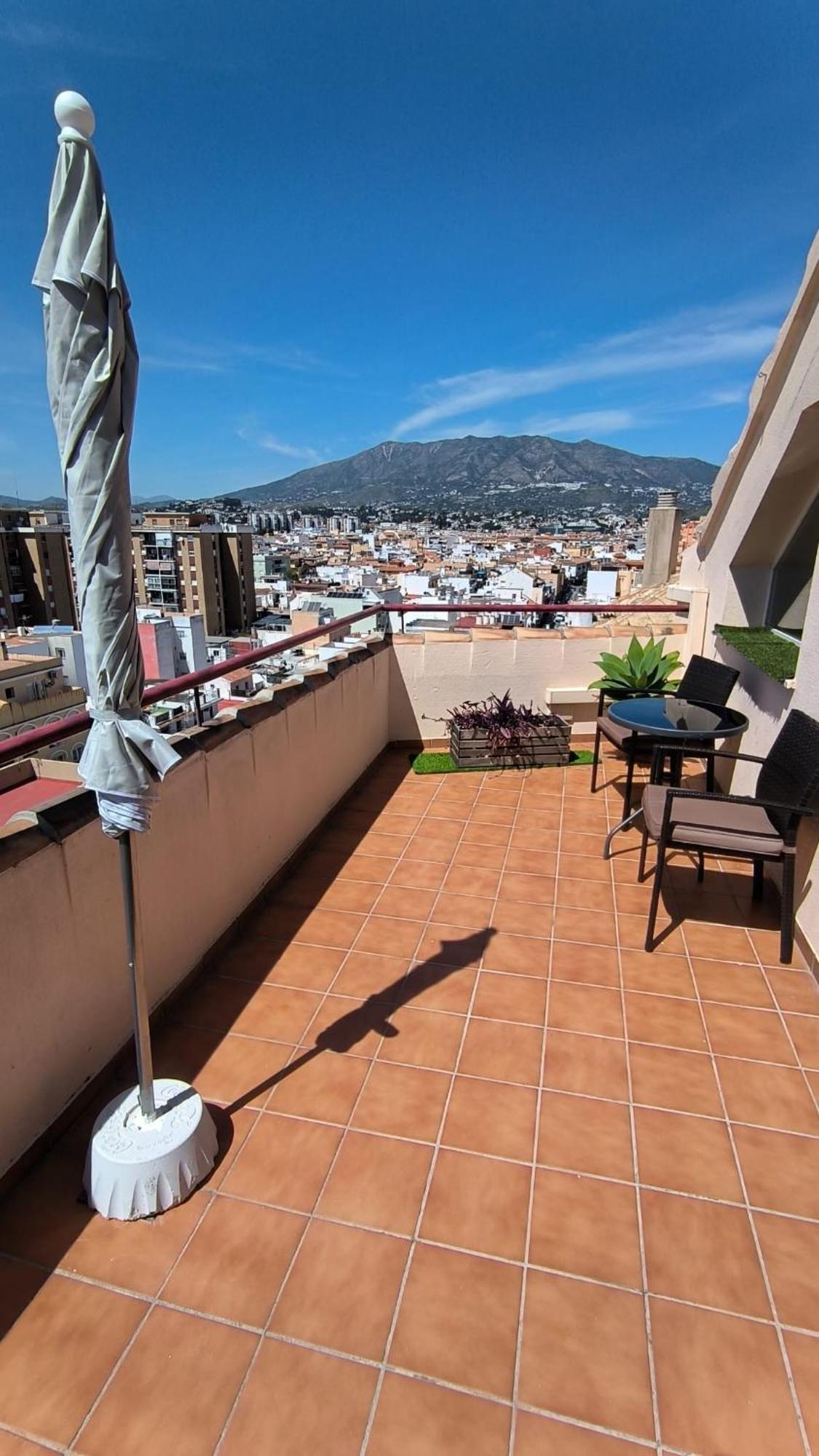 Apartamentos La Casa De Bebita 푸엔히롤라 외부 사진